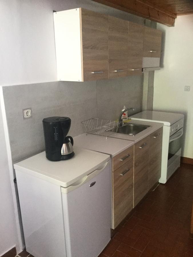 Artemis Suites Romanos  ภายนอก รูปภาพ
