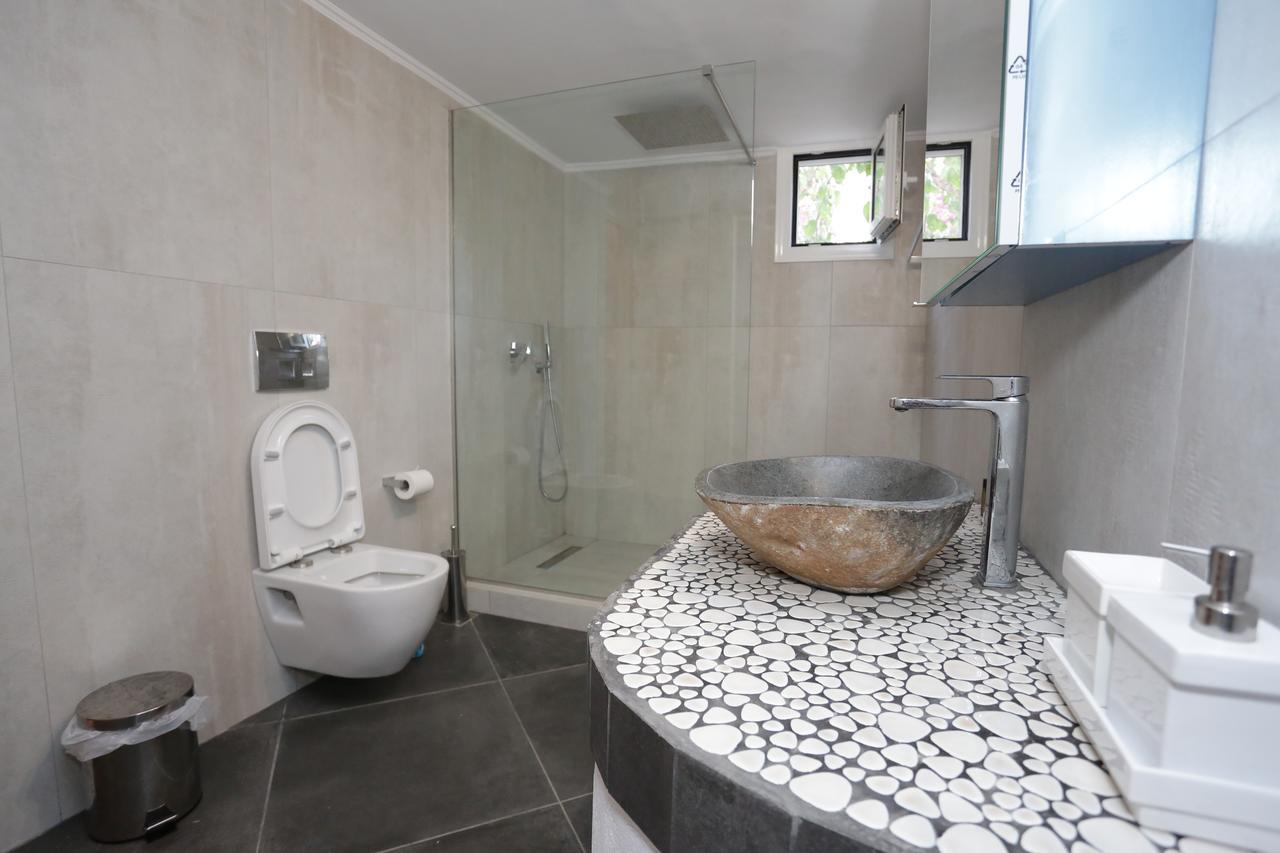 Artemis Suites Romanos  ภายนอก รูปภาพ
