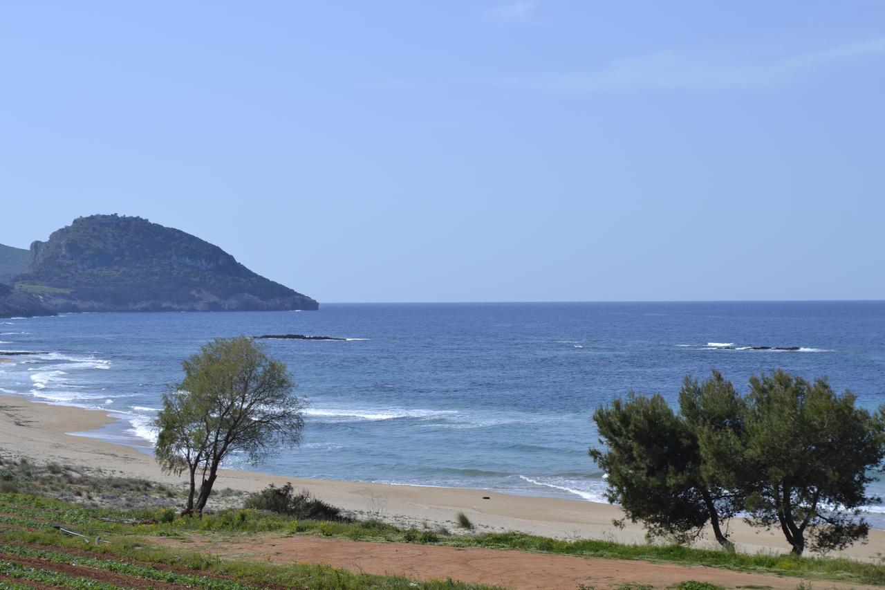 Artemis Suites Romanos  ภายนอก รูปภาพ