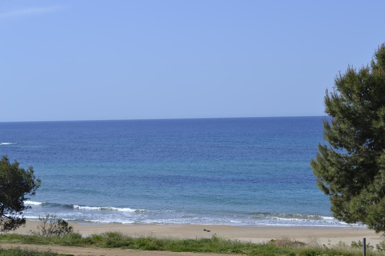 Artemis Suites Romanos  ภายนอก รูปภาพ