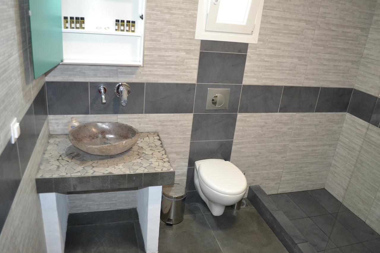 Artemis Suites Romanos  ภายนอก รูปภาพ