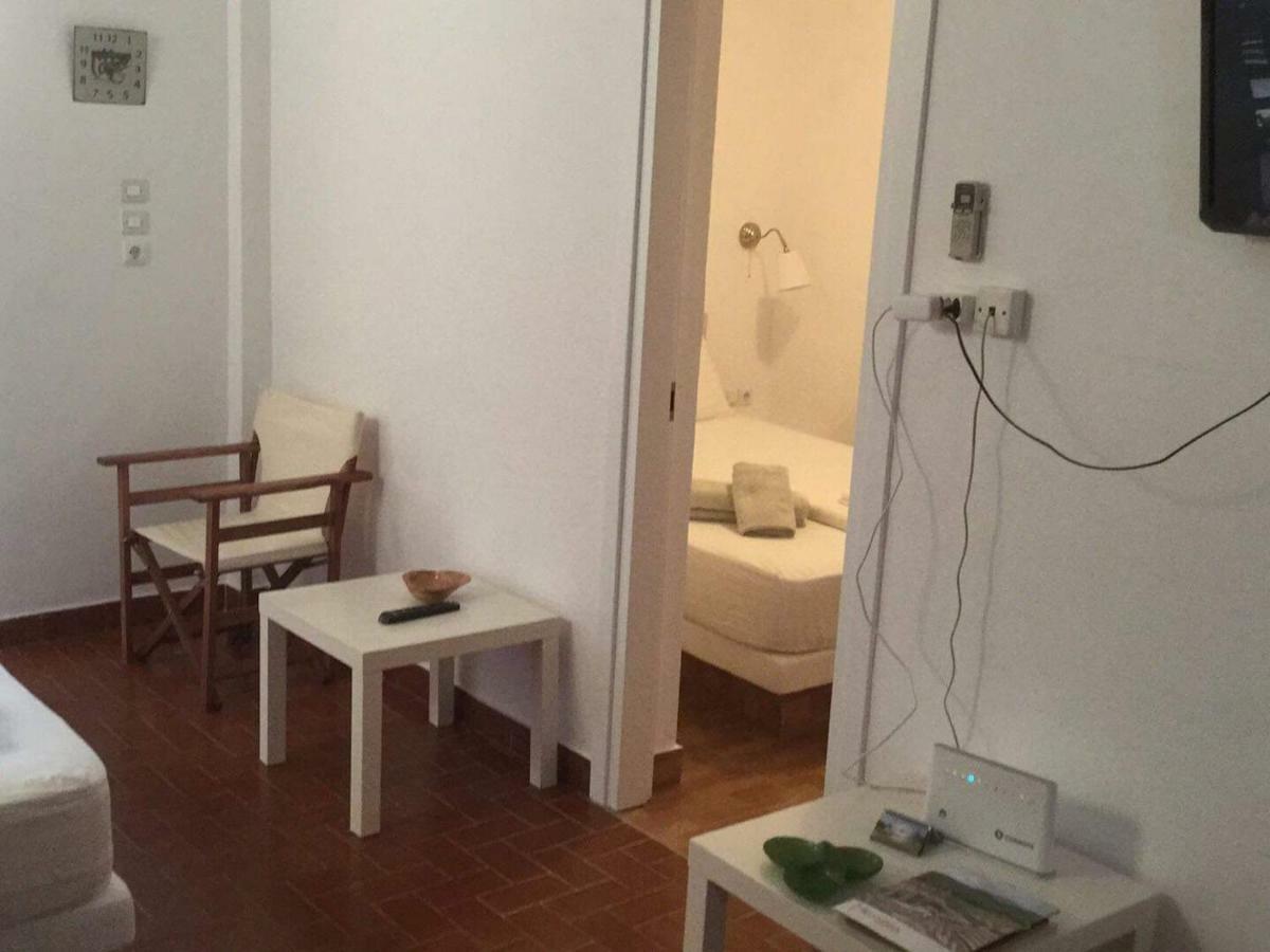 Artemis Suites Romanos  ภายนอก รูปภาพ